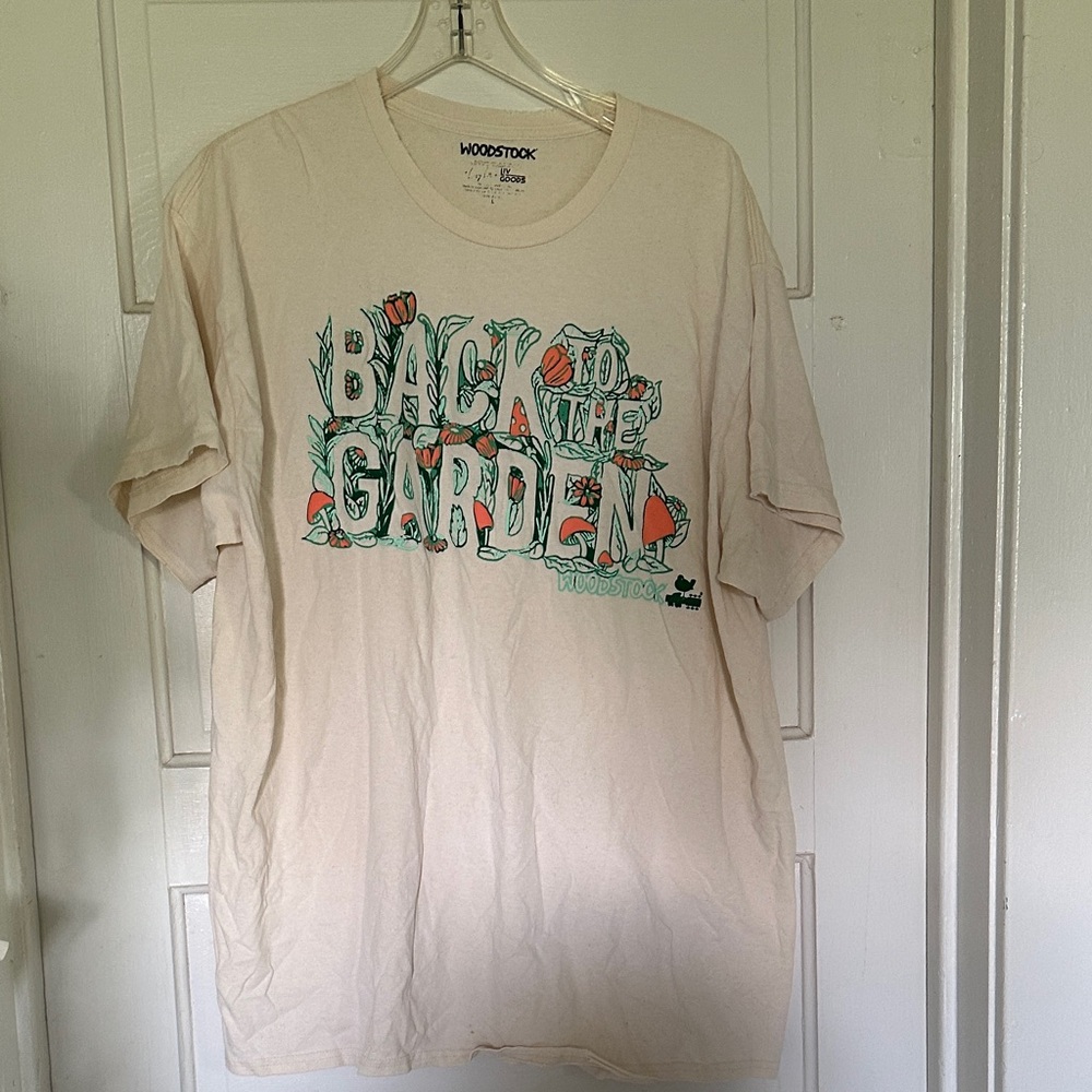 'Back to the Garden' Cream Graphic Tee